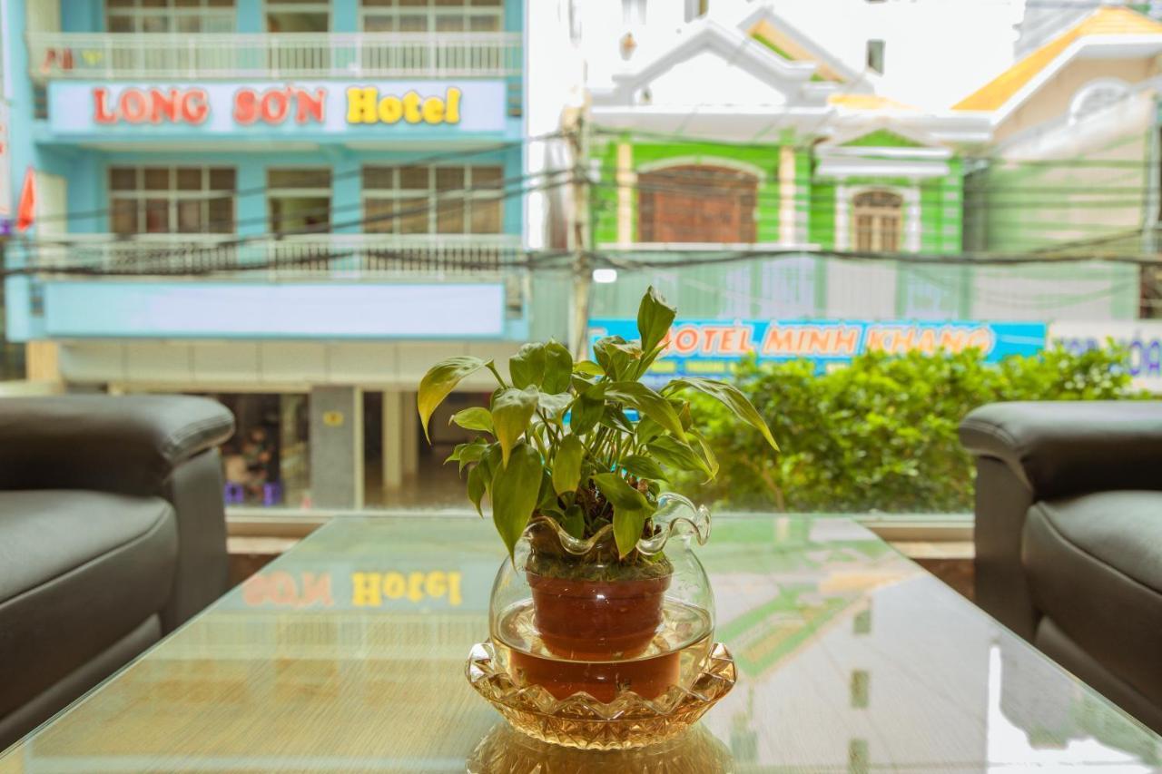 Thuy Trang Hotel Vung Tau Exterior photo